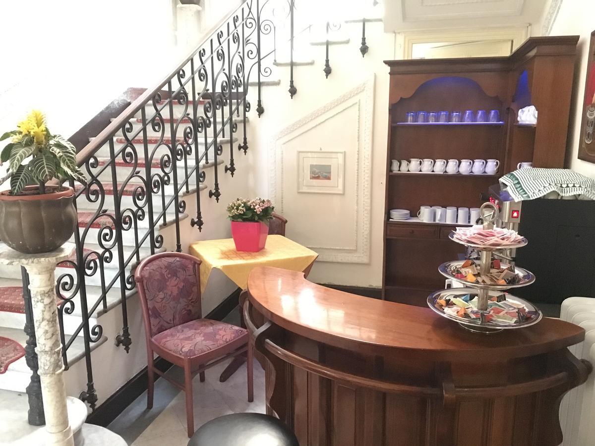 Hotel Milano San Remo Buitenkant foto