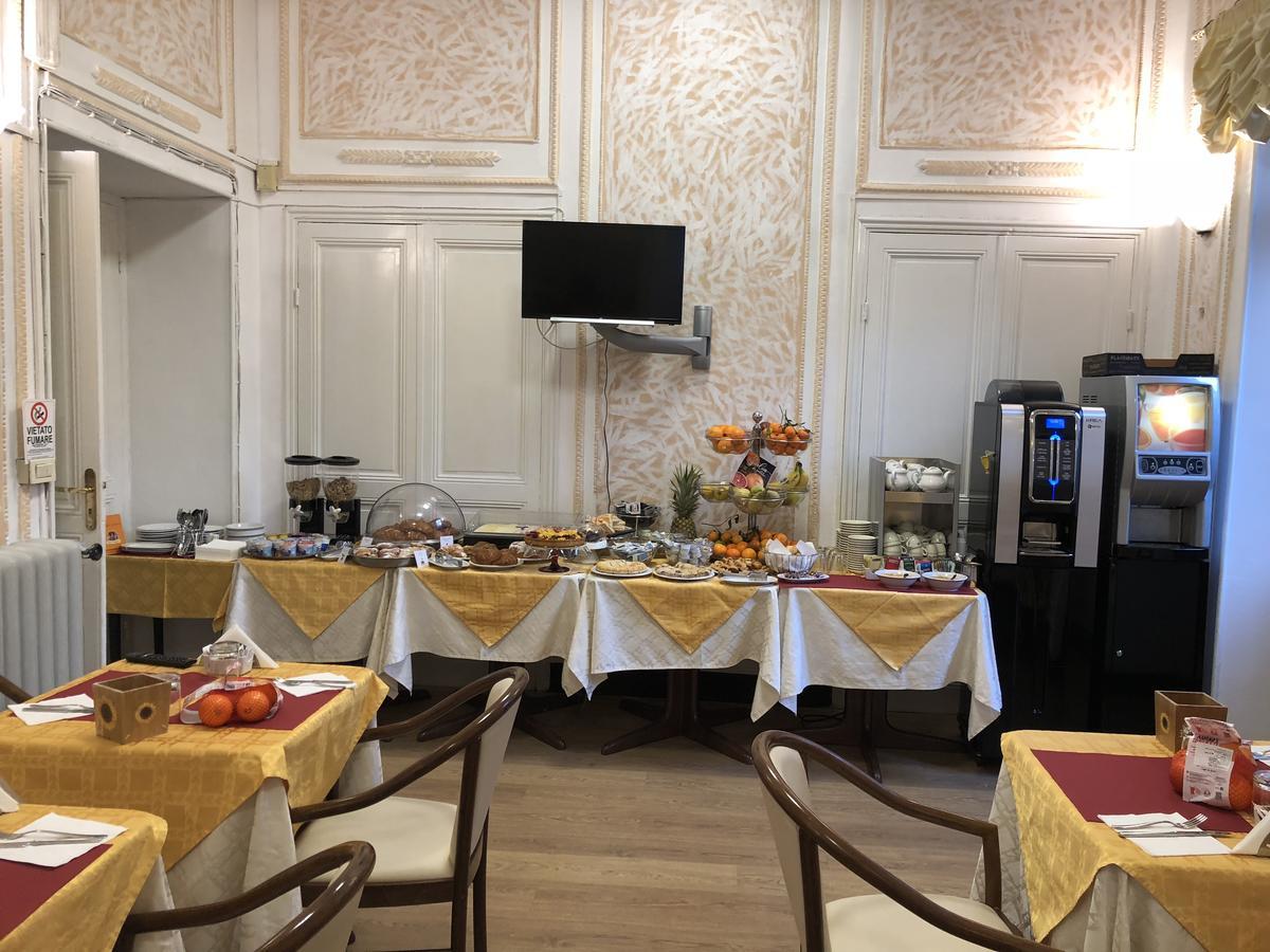 Hotel Milano San Remo Buitenkant foto